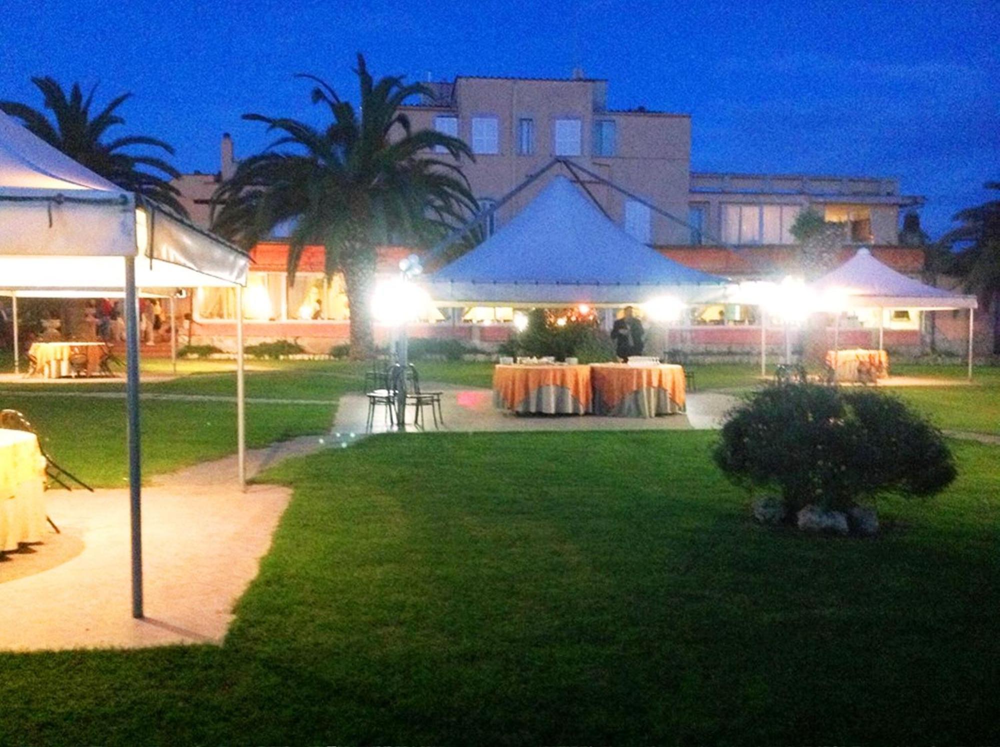 Hotel Parco Dei Principi آنسيو المظهر الخارجي الصورة